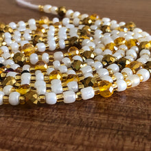 Load image into Gallery viewer, Pearl Gold Love