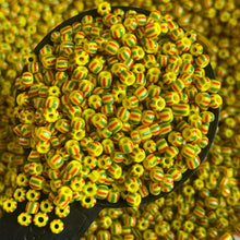 Load image into Gallery viewer, 8/0 Ghanaian Recycled Glass Seed Beads