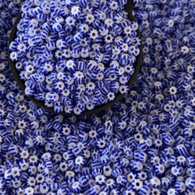 Load image into Gallery viewer, 8/0 Ghanaian Recycled Glass Seed Beads