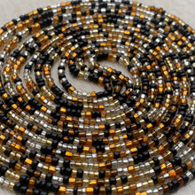 Load image into Gallery viewer, Earthiness